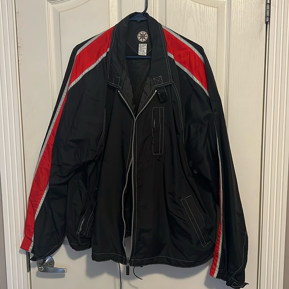 Men’s Marlboro XXL windbreaker